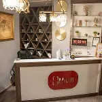 Oppium Restaurant & Garden Otel