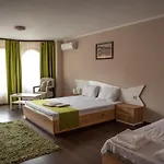 Otel Oppium Restaurant & Garden Rusçuk