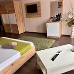 Oppium Restaurant & Garden Otel 2*