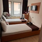Otel Oppium Restaurant & Garden 2*