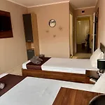 Oppium Restaurant & Garden Otel Rusçuk