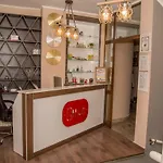Oppium Restaurant & Garden Otel 2*