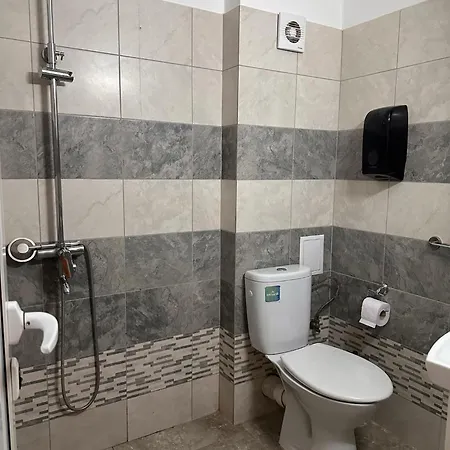 Oppium Restaurant & Garden Rusze