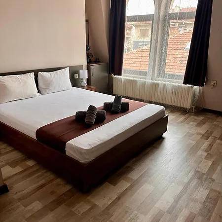 Oppium Restaurant & Garden