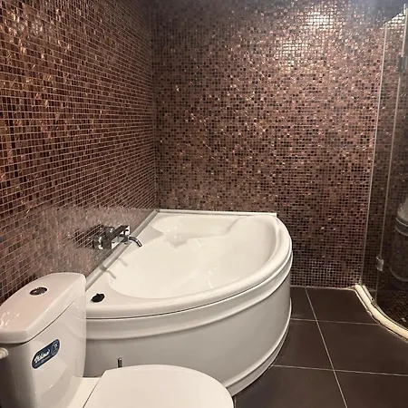 Oppium Restaurant & Garden 2*