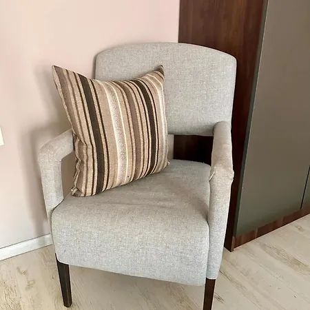 Oppium Restaurant & Garden Hotel Ruse