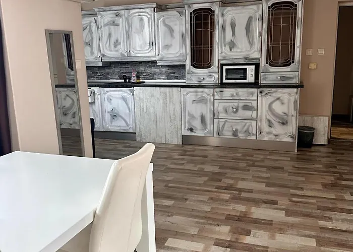 Oppium Restaurant & Garden