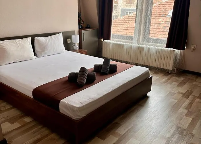 Oppium Restaurant & Garden