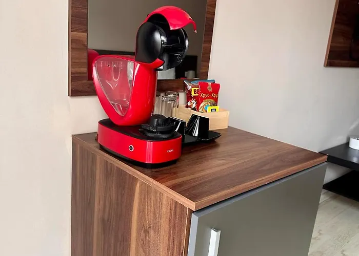 Oppium Restaurant & Garden Hotel 2*