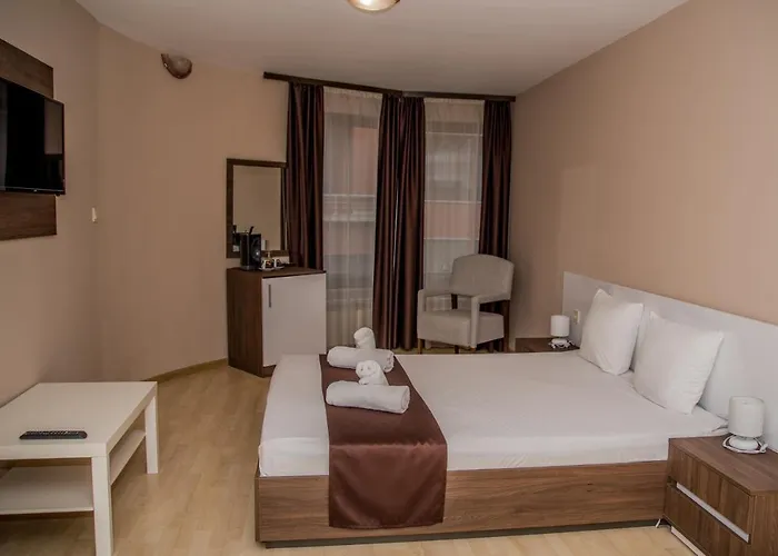 Oppium Restaurant & Garden Ruse