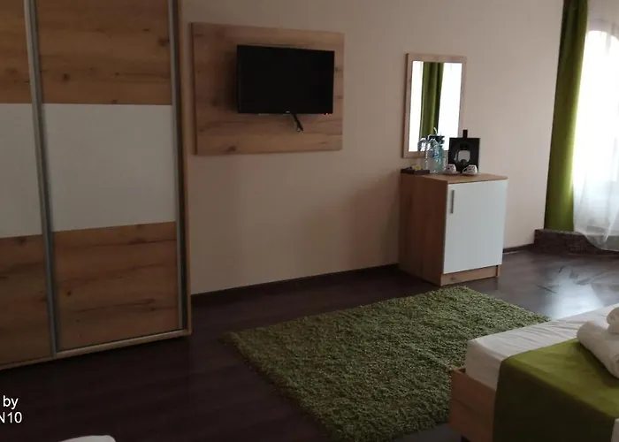 Oppium Restaurant & Garden 2* Ruse